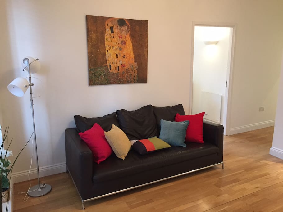 Lounge 2