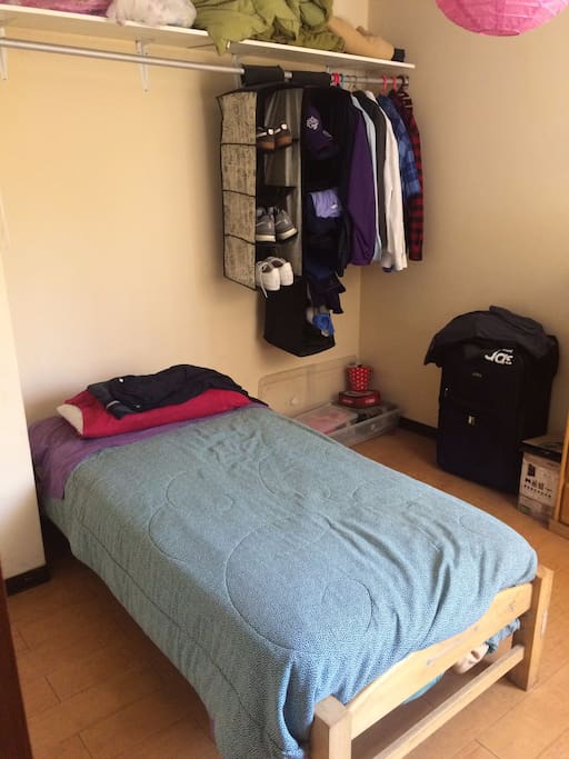 Dormitorio exclusivo de huésped con cerradura