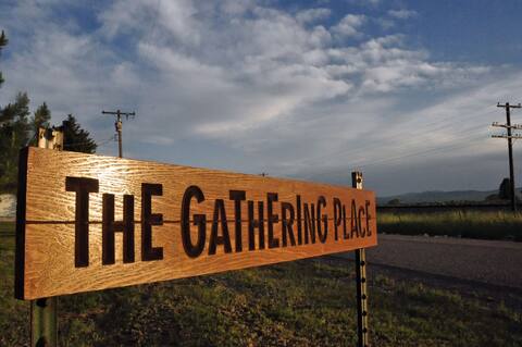 10 minutes from Lava! The Gathering Place