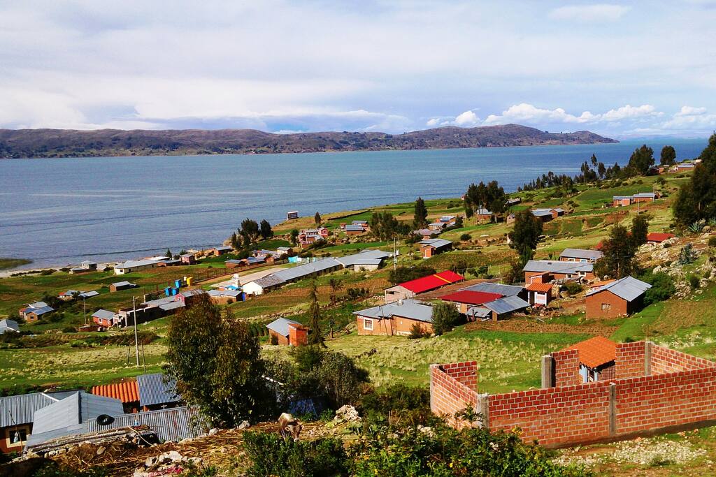 Luquina Chico Community