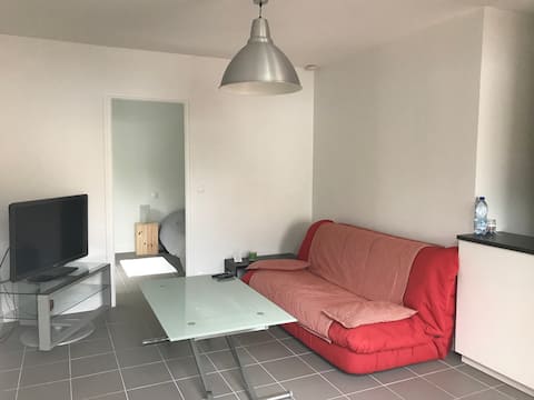 Quiet two-room house (30 m2)