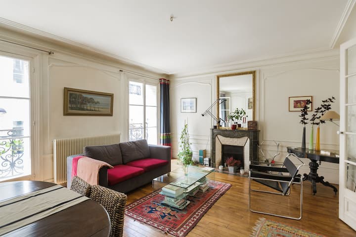 Entre Place Des Vosges Et Bastille Appartements A Louer A Paris Ile De France France