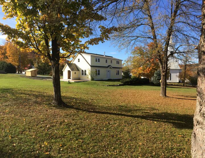 Comfortable house next to Silver Lake, Barnard VT Houses for Rent in