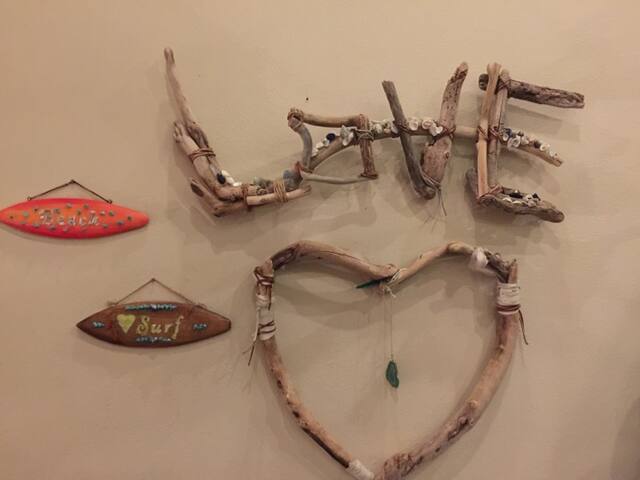 Shabby / Chic beach access Townhouse gallery image 3