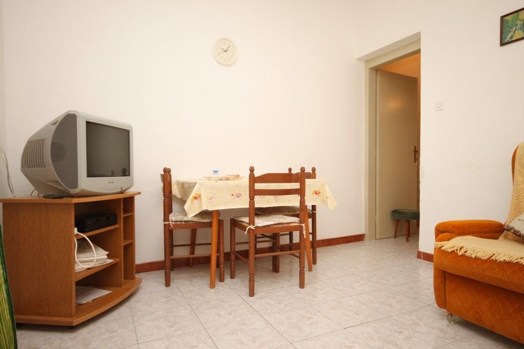 Dining room, Surface: 10 m²