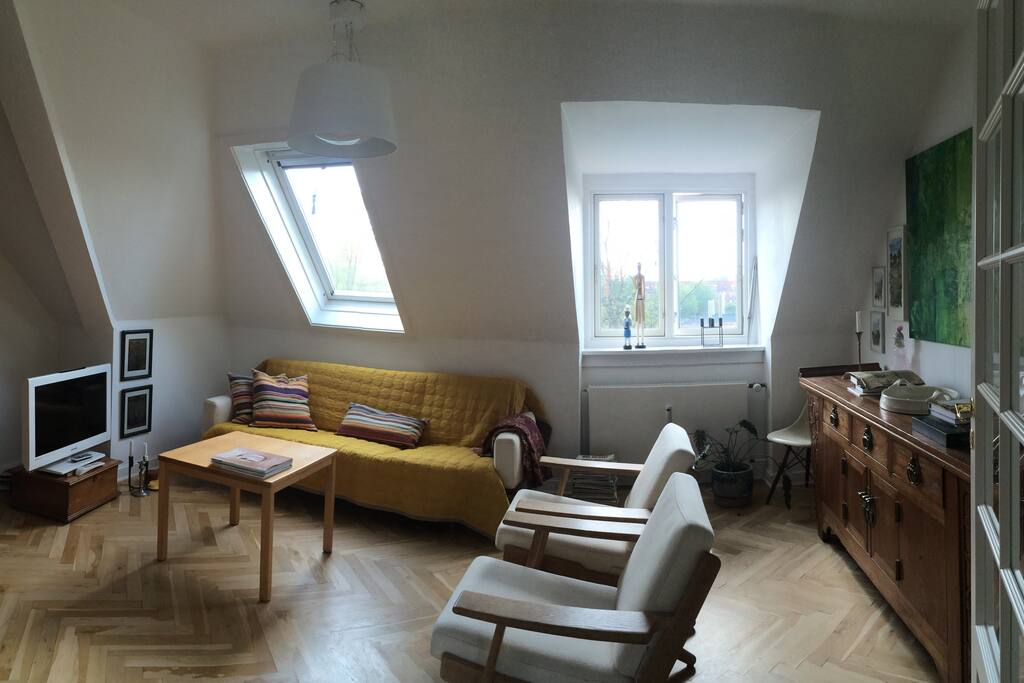 Lounge area. Sofa for 3 persons.