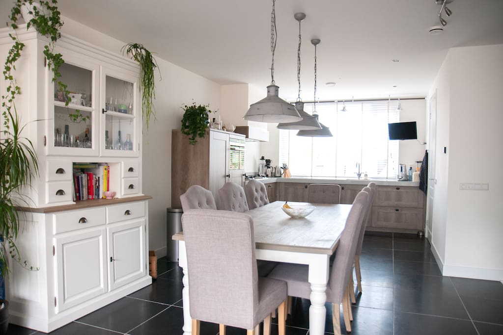 Huiskamer en keuken