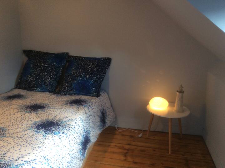 Соба 5 : 4-ти кат 