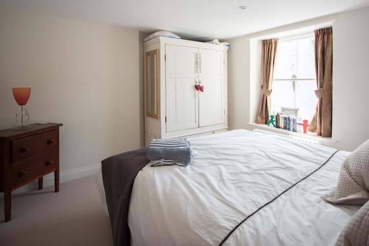 Double Bedroom 1 - First Floor