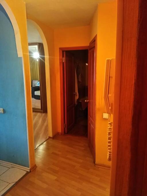 Прихожая (hall)