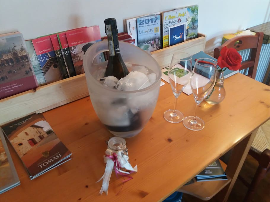 su richiesta prosecco fresco