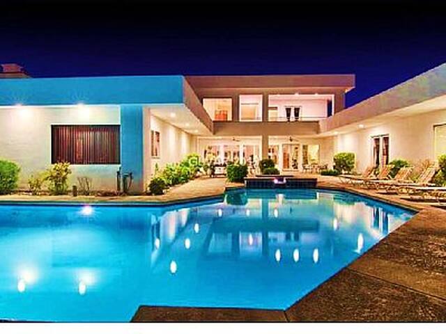 Modern 7000sf VILLA, Basketball/Tennis Court gallery image 5