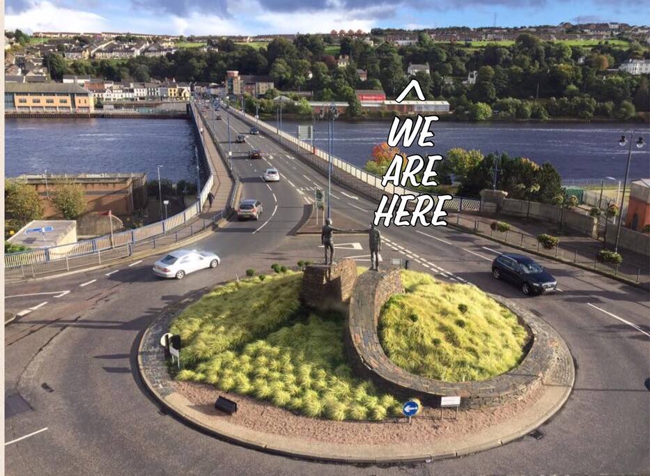 5 minute walk into the city!