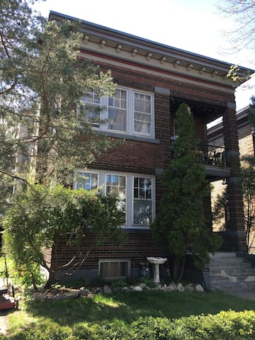 Sweet Uptown Duplex