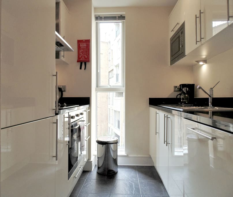 Fully equipped kitchen