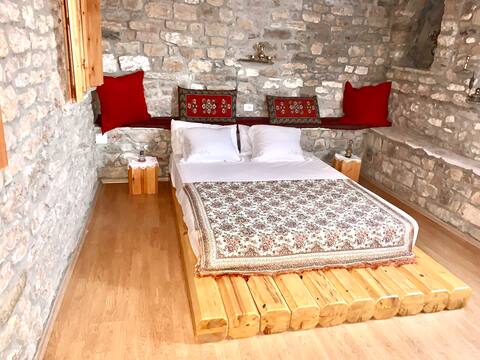 Kubeja Guest House