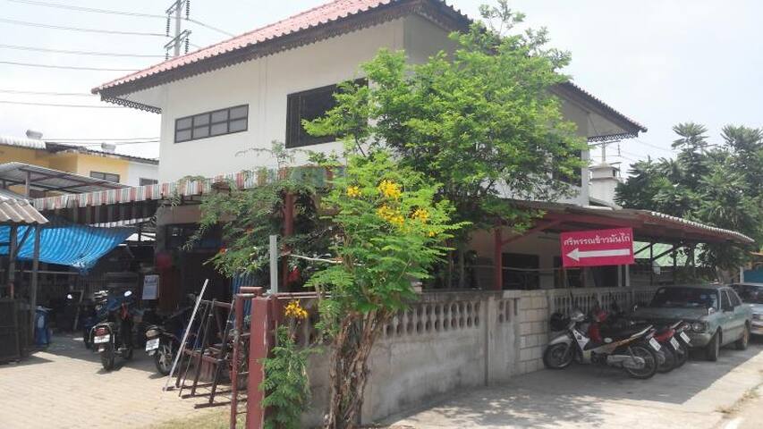 Vacation Homes Condo Rentals Airbnb