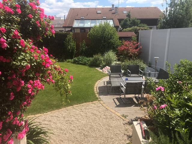 House with an idyllic garden in Vienna, 5 rooms gallery image 5