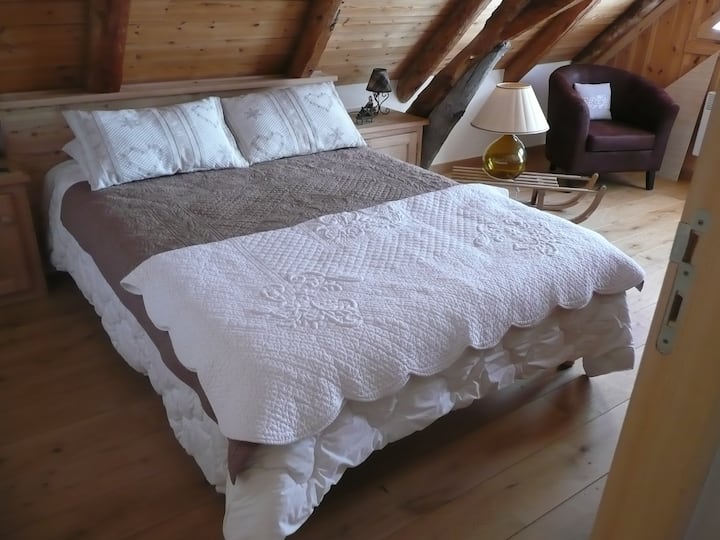 Spálňa 2 (dve okná)