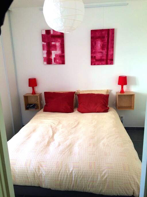 chambre indépendante avec rangements