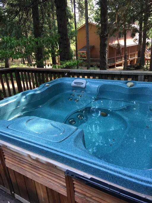 Jacuzzi Deck