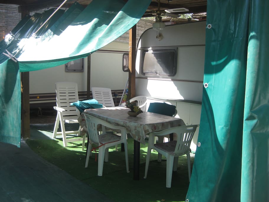 Vista veranda dalla strada