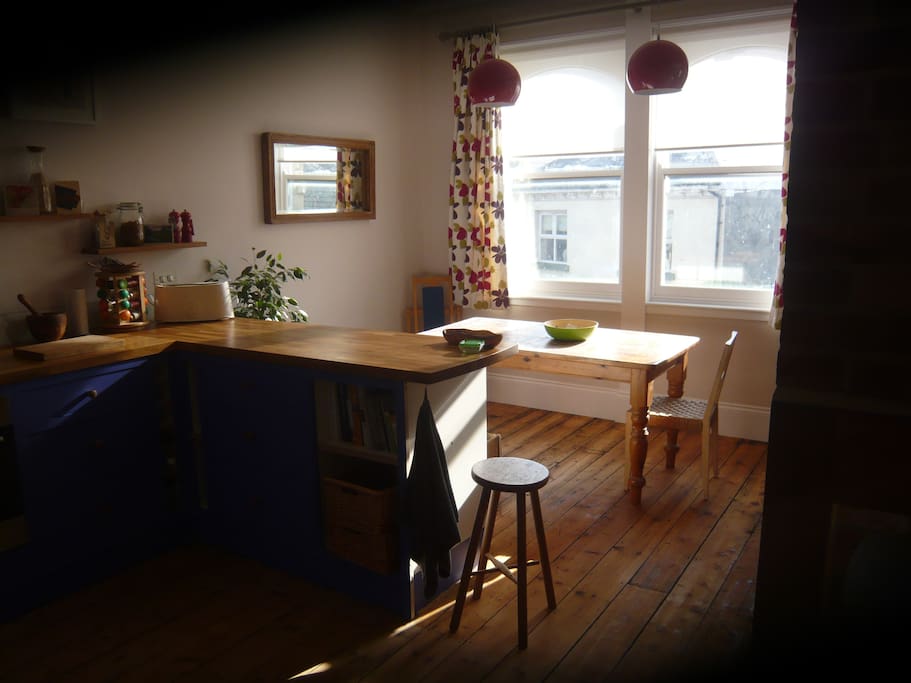 Dining area with Cathedral views