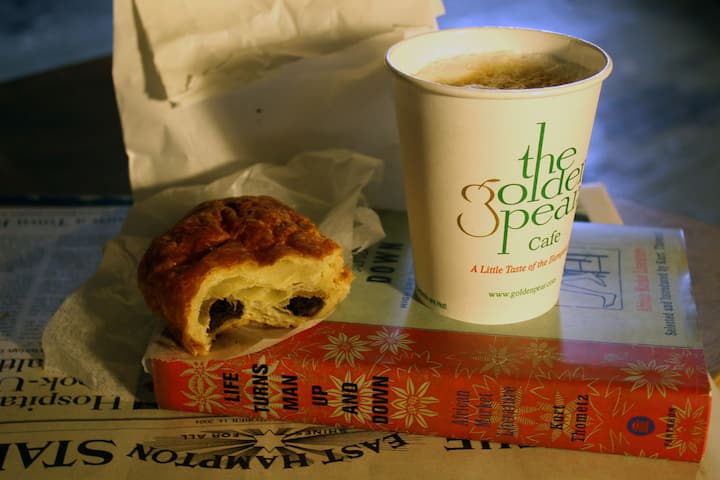 قراءة الاقتراحات في الرسم الواقعي للصور بواسطة كورت هوب.