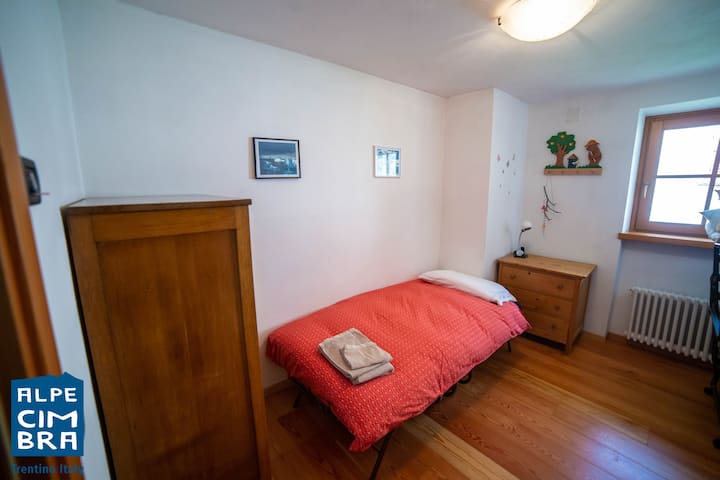 Dhomë teke ose dyshe