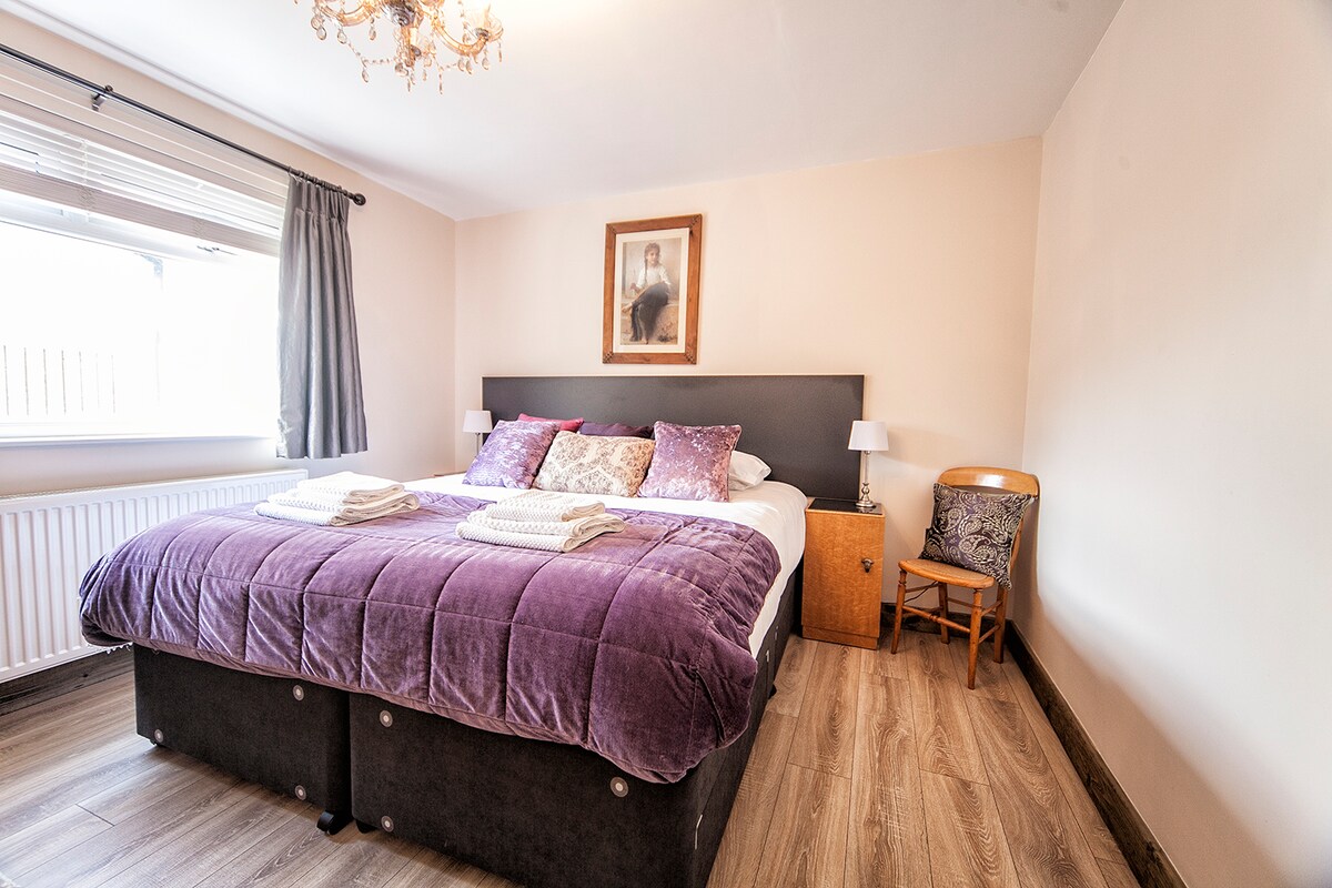 Superking alebo dvojlôžková spálňa na prízemí 2