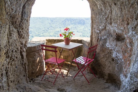 The Enchantment of Civita (The Terrace)