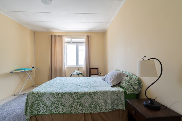2 BR Apartment Near Oistins & Welches Beach