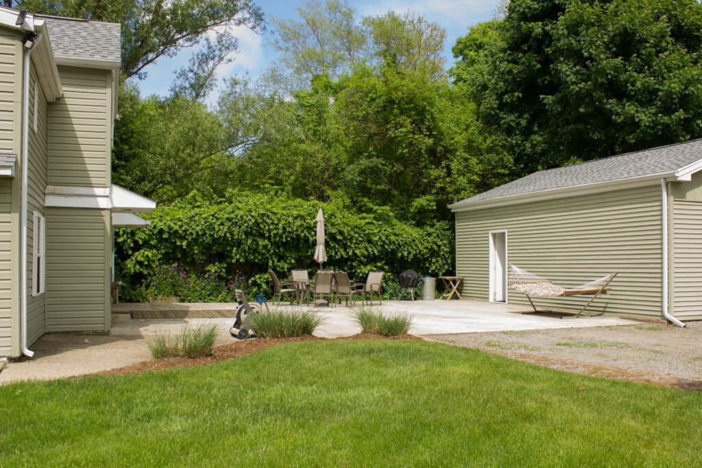 Top 100 Airbnb Rentals in South Haven, Michigan