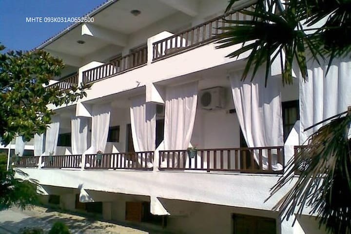 Apartments with one bedroom (No 2)