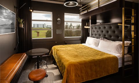 R13 A Townhouse Hotel, Economy Studio