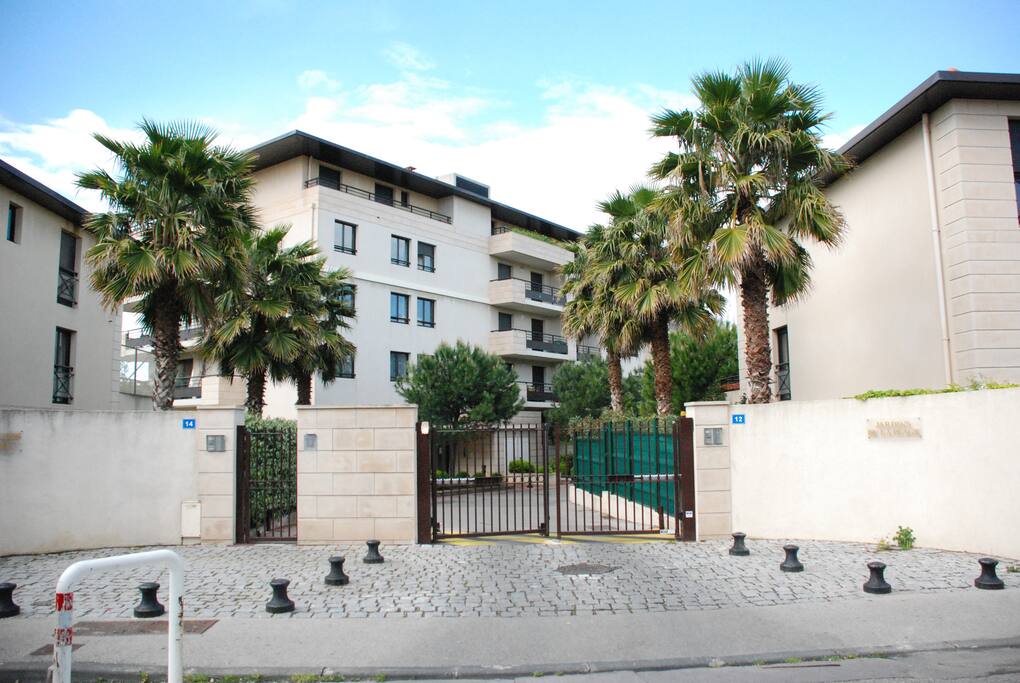 Entrée Résidence