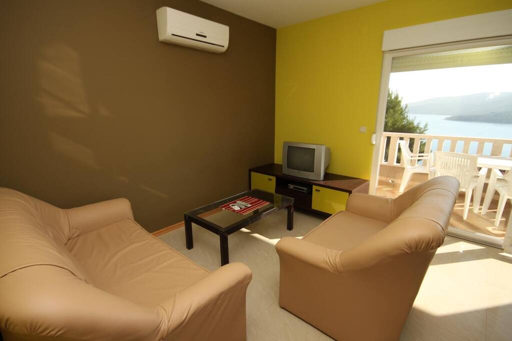 Living room, Surface: 10 m²