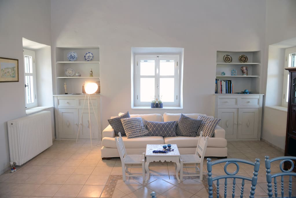 Living room/Dining Room