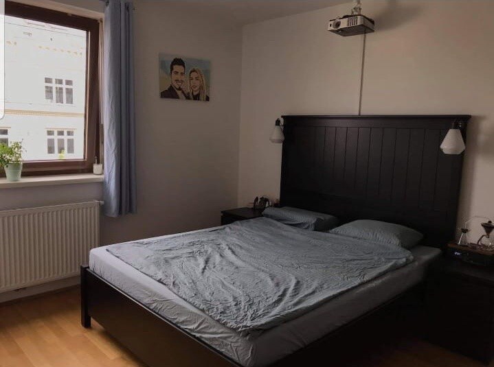 Dormitorio (con proyector inteligente de techo)