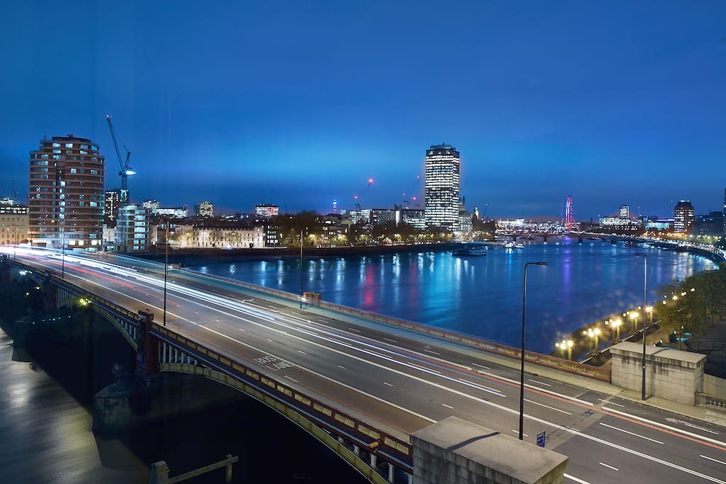 Review: "The view alone makes this a wonderful place to stay you can see the London eye and most of Big Ben. We were 5 people and had plenty of space."