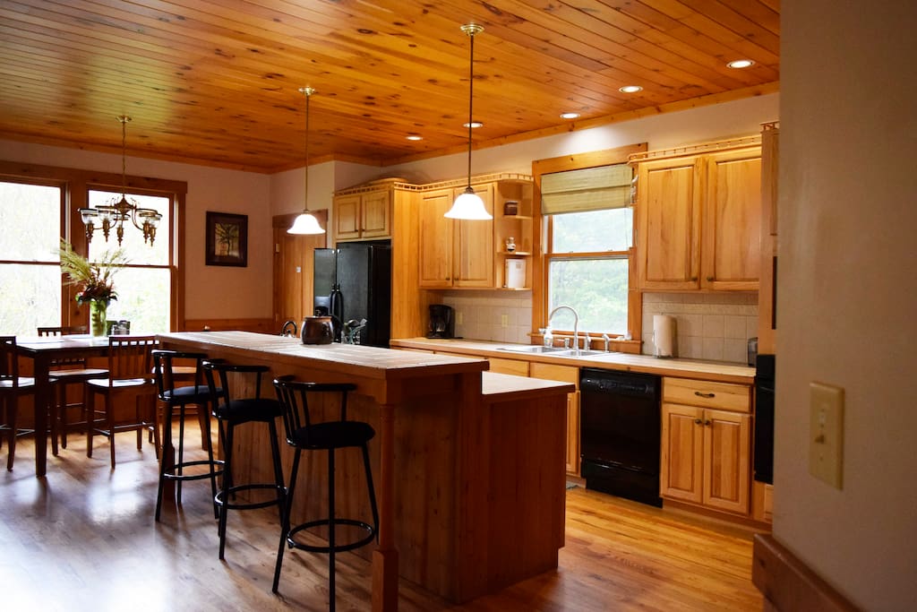 Full gourmet kitchen with all appliances & utensils you may need.