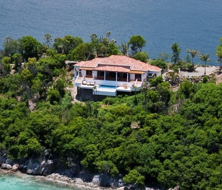 Blackbeard's Hideaway