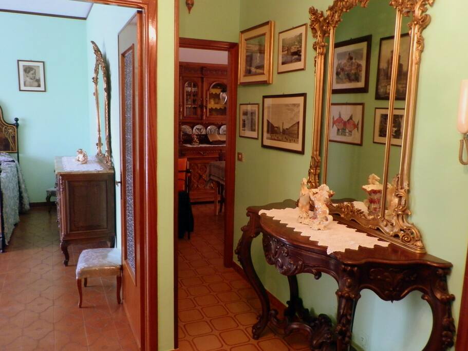L'ingresso dell'appartamento