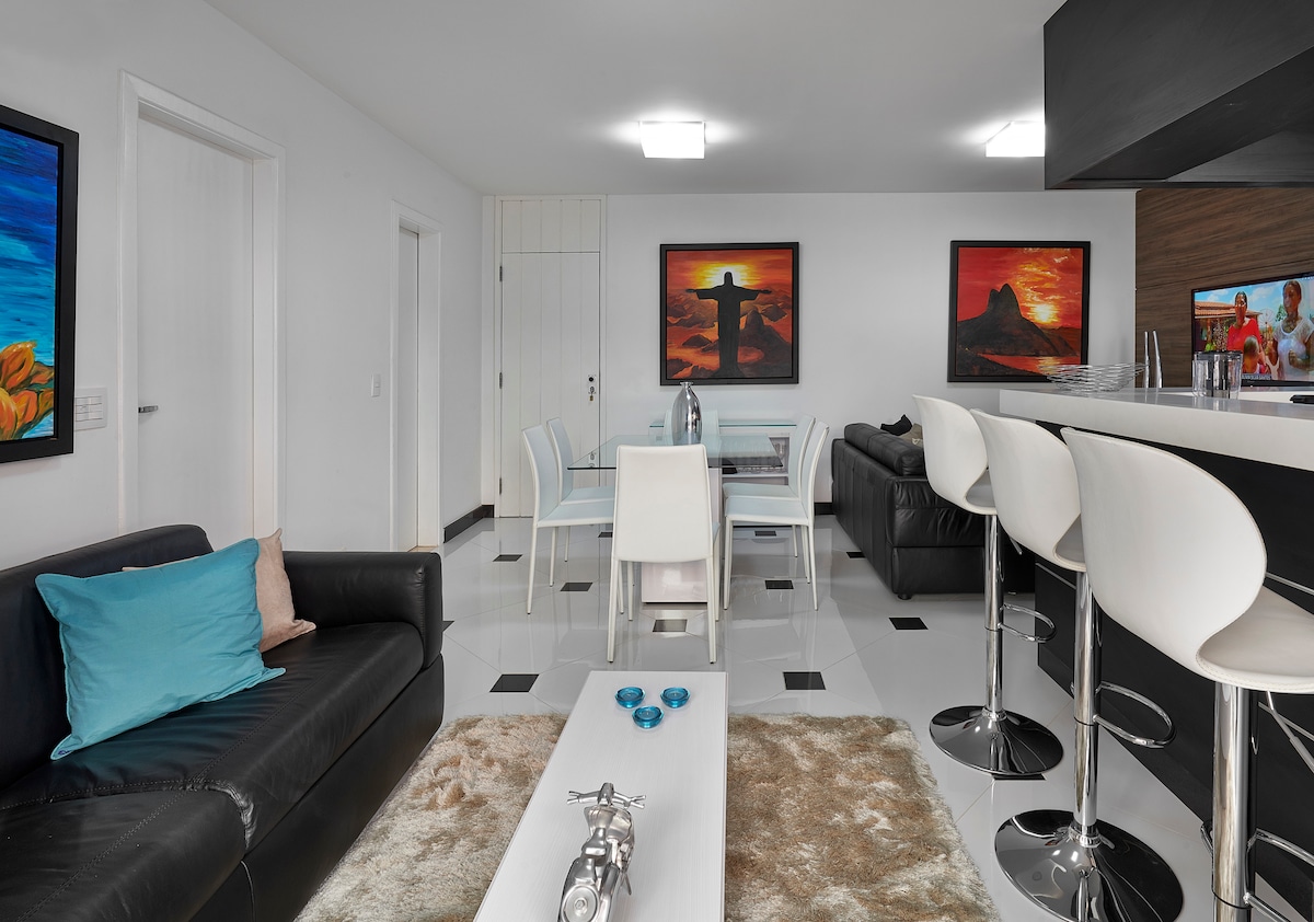 Top Airbnb: Luxury, daily cleaning, cable TV, Wi-Fi, garage, swimming pool. in Ipanema