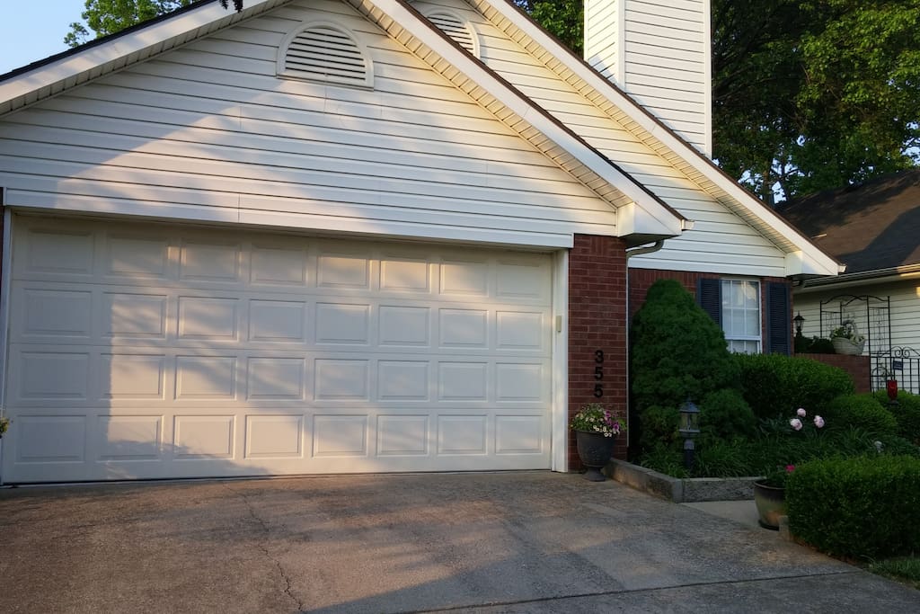 Can park one car in garage.