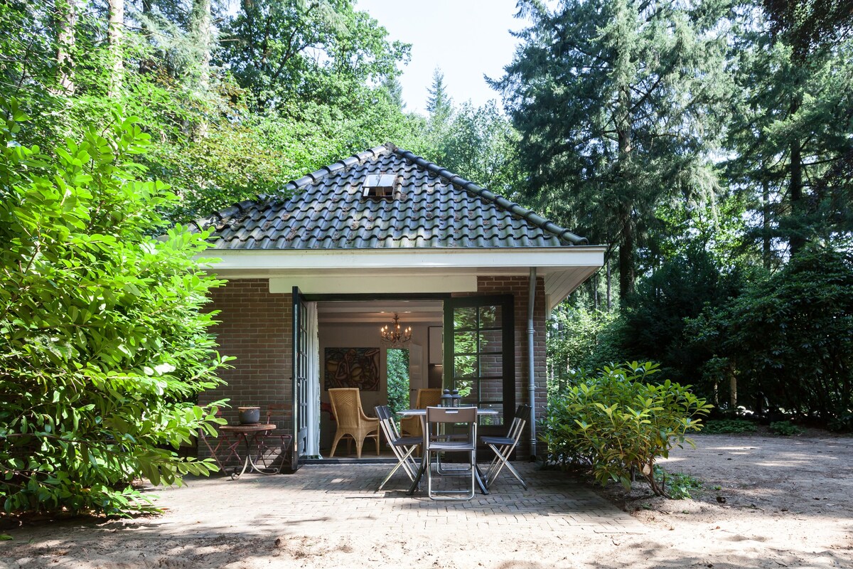 Leuk Vakantiehuisje In Het Bos - Guesthouses Te Huur In Putten ...