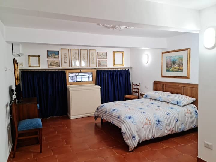 غرفة النوم 2