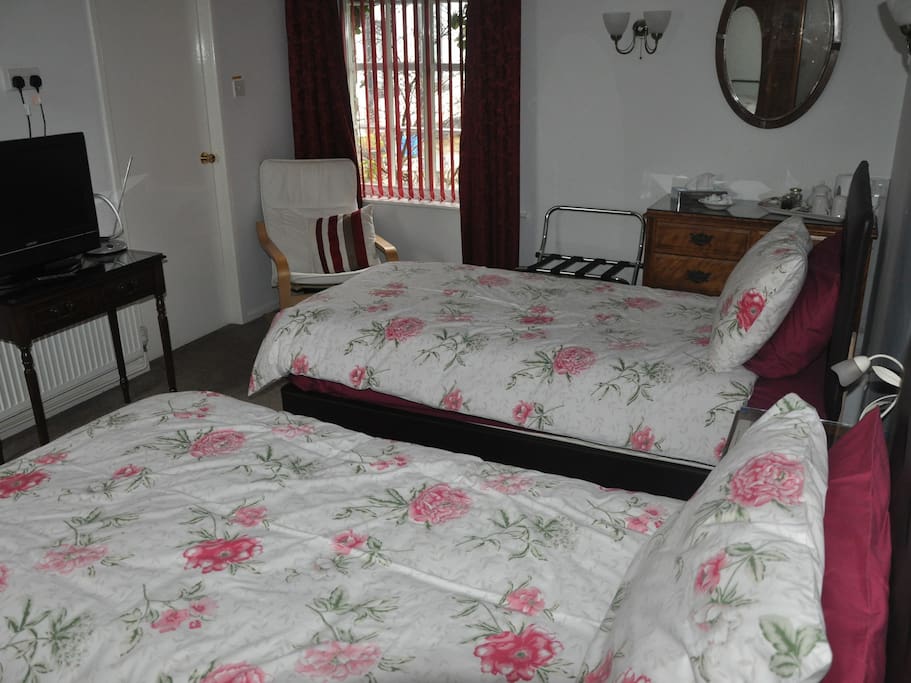 Guest room