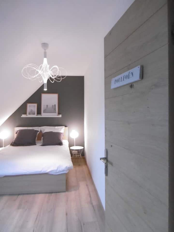 Poulfoën Room (våning)