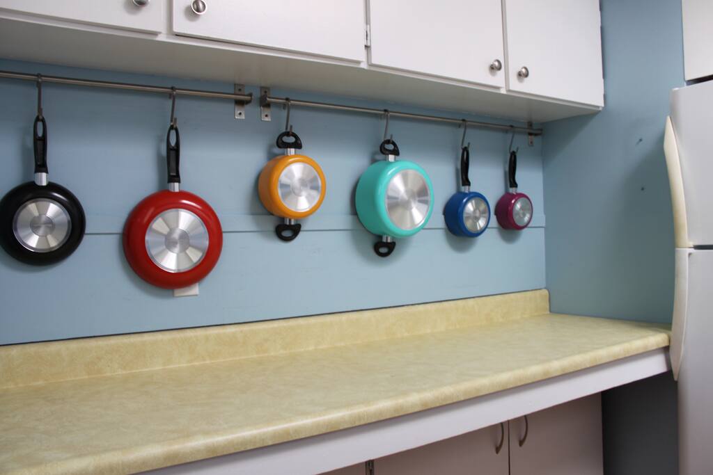 Set of cooking utensils and space to cook